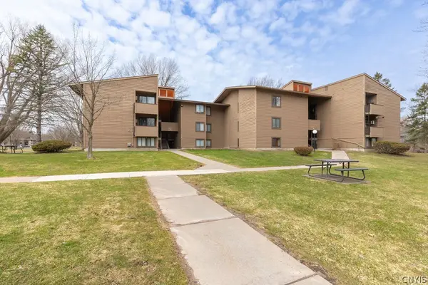 36 Watertree Drive, DeWitt, NY 13057