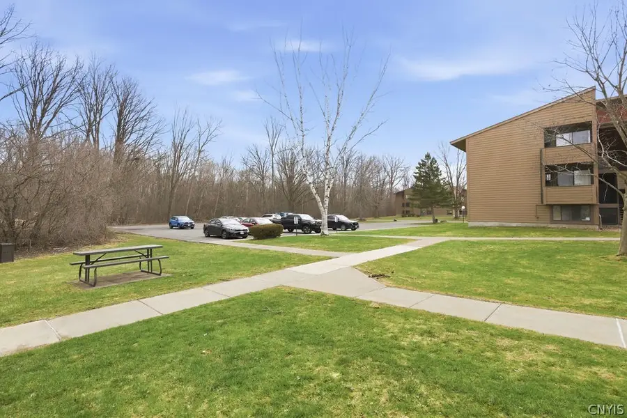 36 Watertree Drive, De Witt, NY 13057 - #2