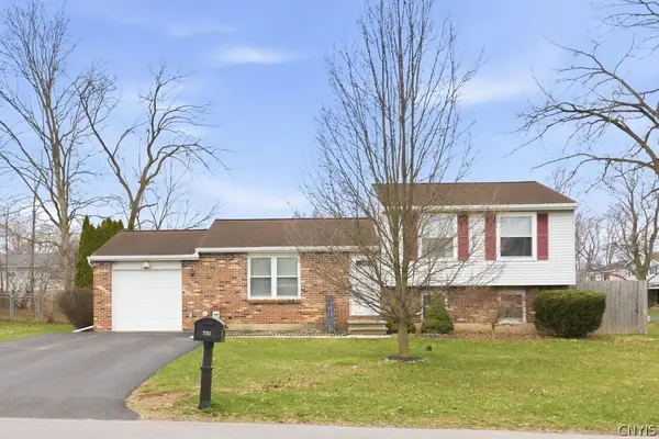 7352 Tomwood Drive, Liverpool, NY 13090