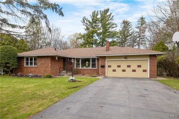 228 Ridgecrest Road, Syracuse, NY 13214