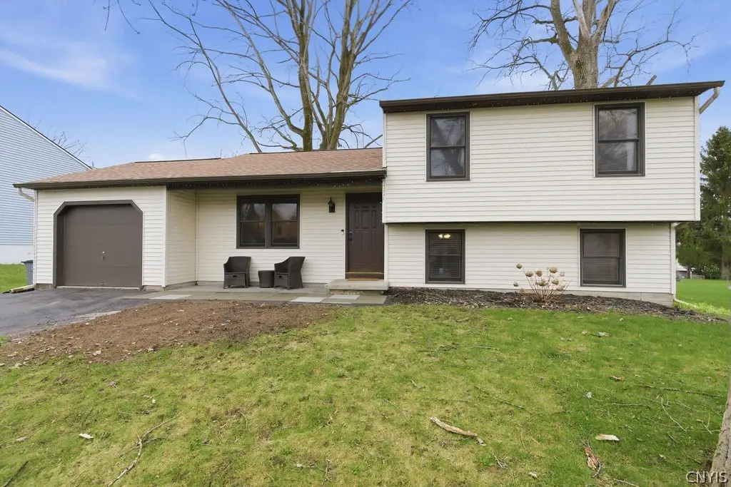 8442 Transit Lane, Baldwinsville, NY 13027 - #1