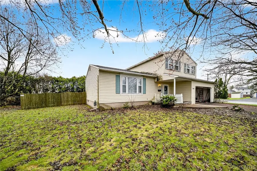 5001 Driftwood Drive, Liverpool, NY 13088 - #3