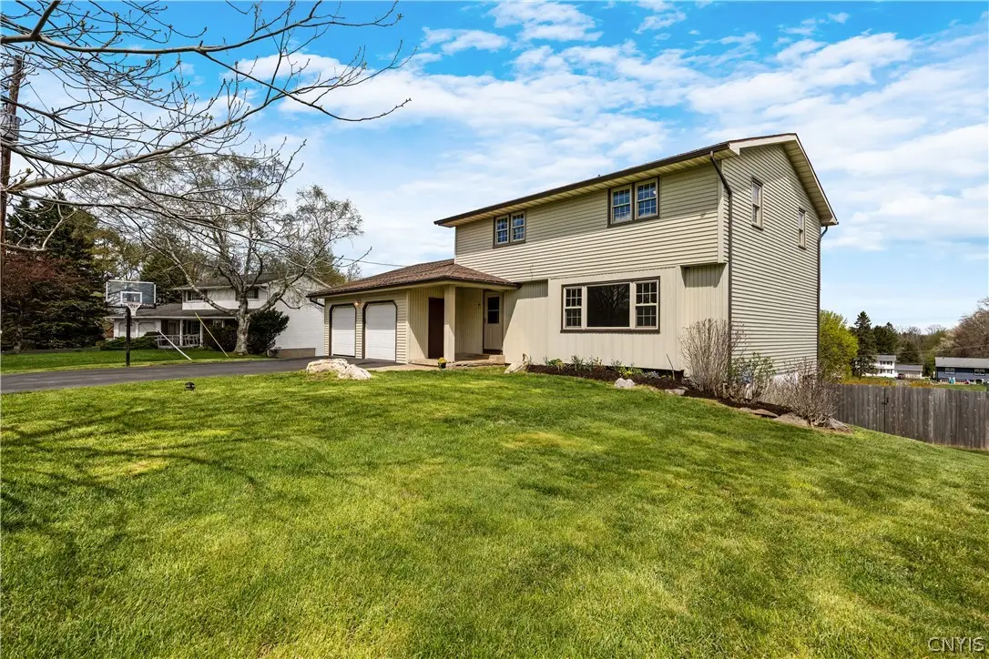 4175 Old Winding, Syracuse, NY 13215 - #1