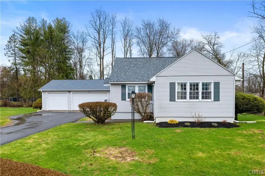 65 Sherrill Lane, New Hartford, NY 13413 - #2