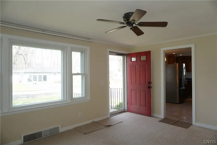 6340 Collamer Dr, East Syracuse, NY 13057 - #3