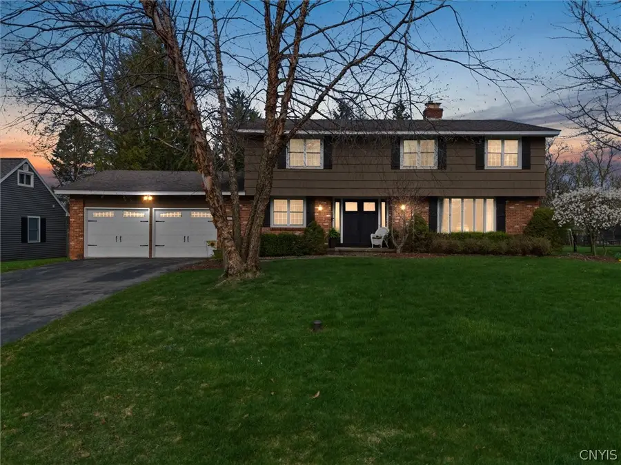 4970 Carnarvon Road, Syracuse, NY 13215 - #2