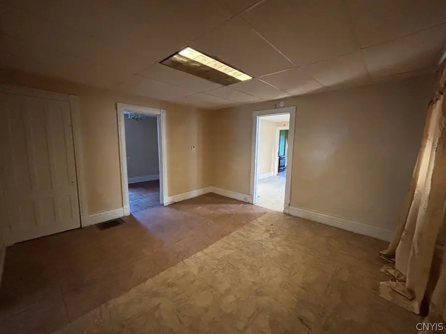 1002 Spring Street, Syracuse, NY 13208 - #3