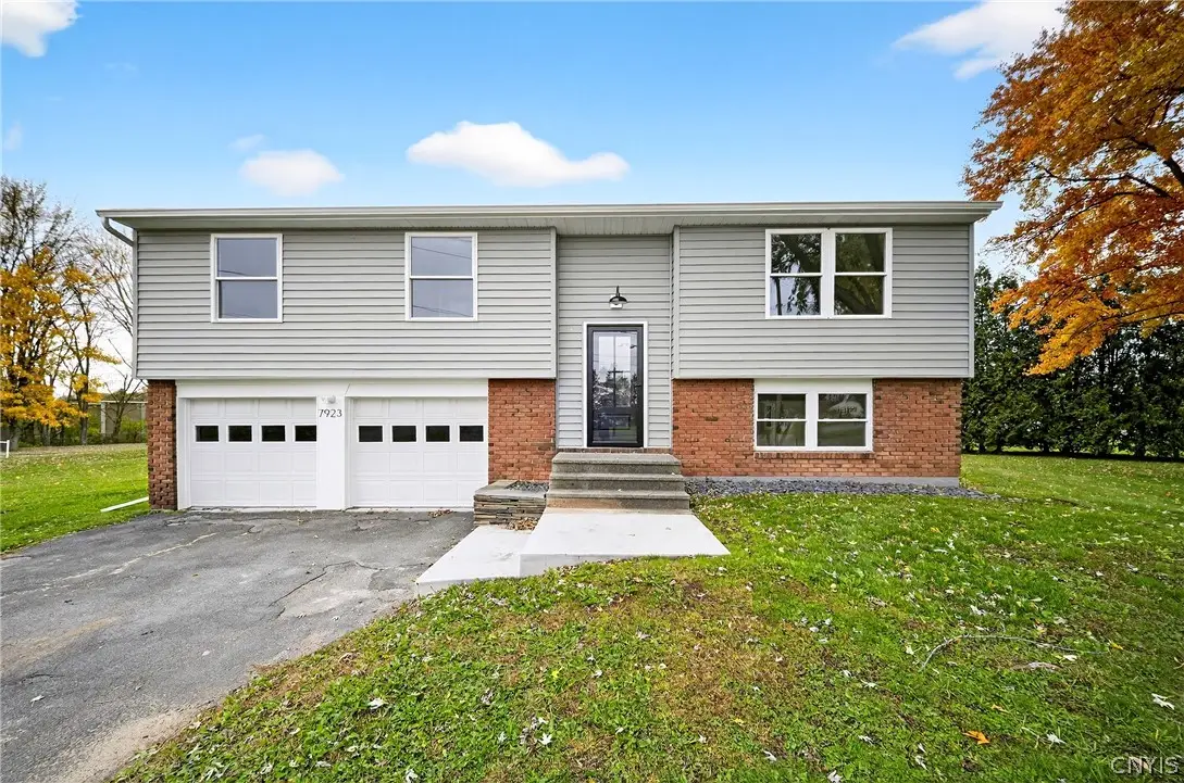 7923 Appleton Road, Cicero, NY 13039 - #1