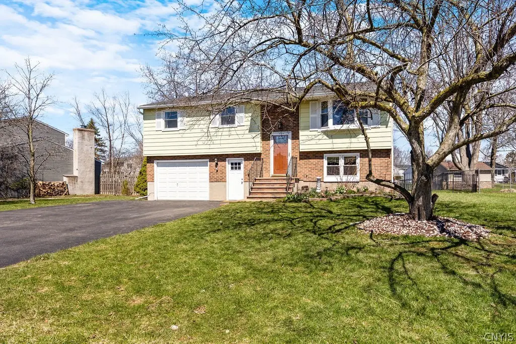 4840 Odonnell Street, Liverpool, NY 13088 - #1