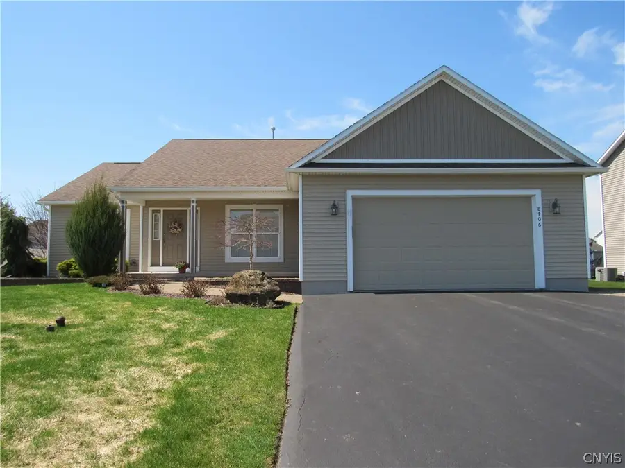 8706 Lavender Lane, Cicero, NY 13039 - #2