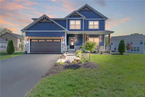 3380 Hickory Knoll Lane, Baldwinsville, NY 13027