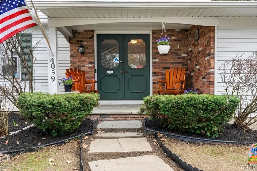 4059 Pawnee Drive, Liverpool, NY 13090 - #3