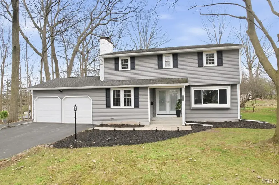 211 Oakridge, Liverpool, NY 13088 - #2