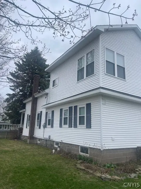 26 E 10th Street, Oswego, NY 13126 - #3