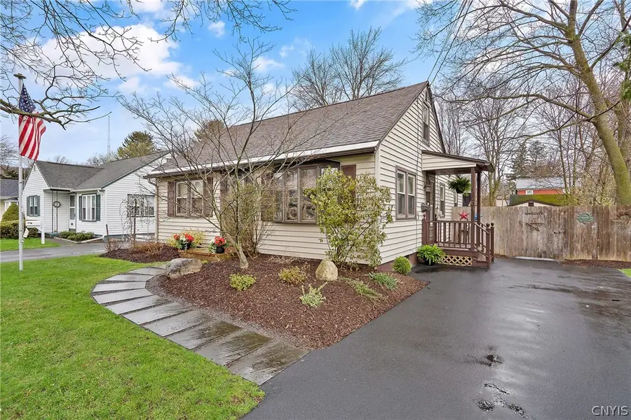 204 Stonefield Road, Syracuse, NY 13205 - #2