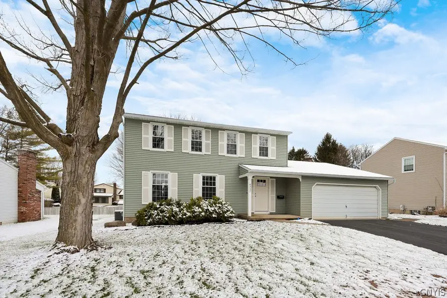 4957 Look Kinney Circle, Liverpool, NY 13088 - #2