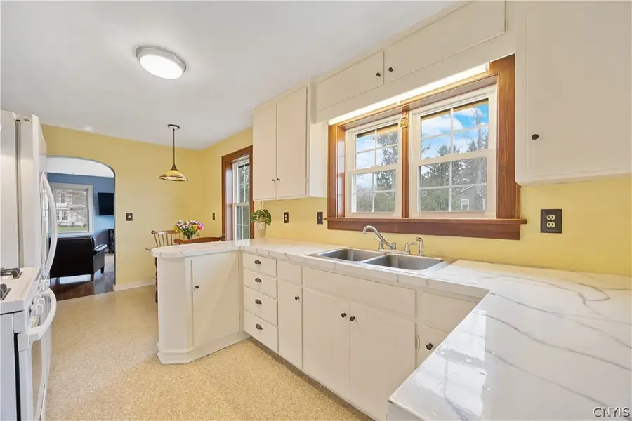 1832 Ny-80 W, New Woodstock, NY 13122 - #2