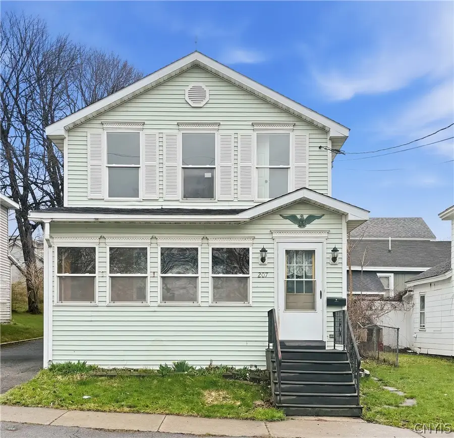 207 E 2nd Street, Oswego, NY 13126 - #2