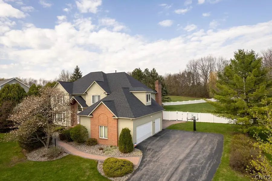 8454 Prestwick Drive, Manlius, NY 13104 - #3