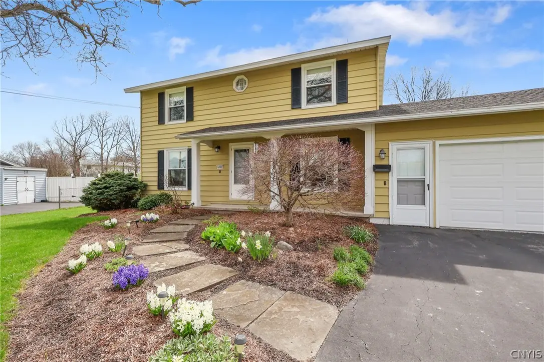 4868 Juneway Drive S, Liverpool, NY 13088 - #1