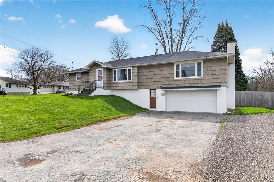 371 Beach Road, Syracuse, NY 13209 - #3