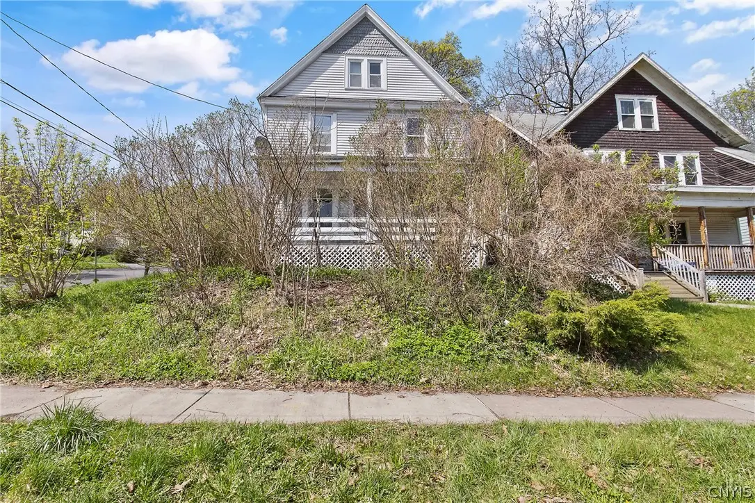 125 Kensington & Lancaster Road, Syracuse, NY 13210 - #1