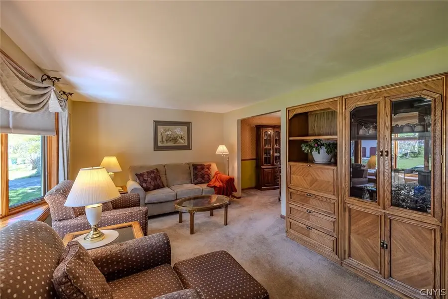 7618 Sandy Lane, Syracuse, NY 13212 - #3