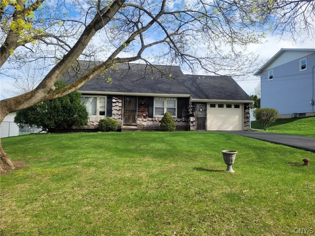 114 Skyview Drive, Liverpool, NY 13088 - #1