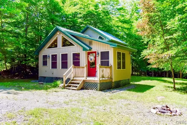 143 Pawnee Drive W, Old Forge, NY 13420