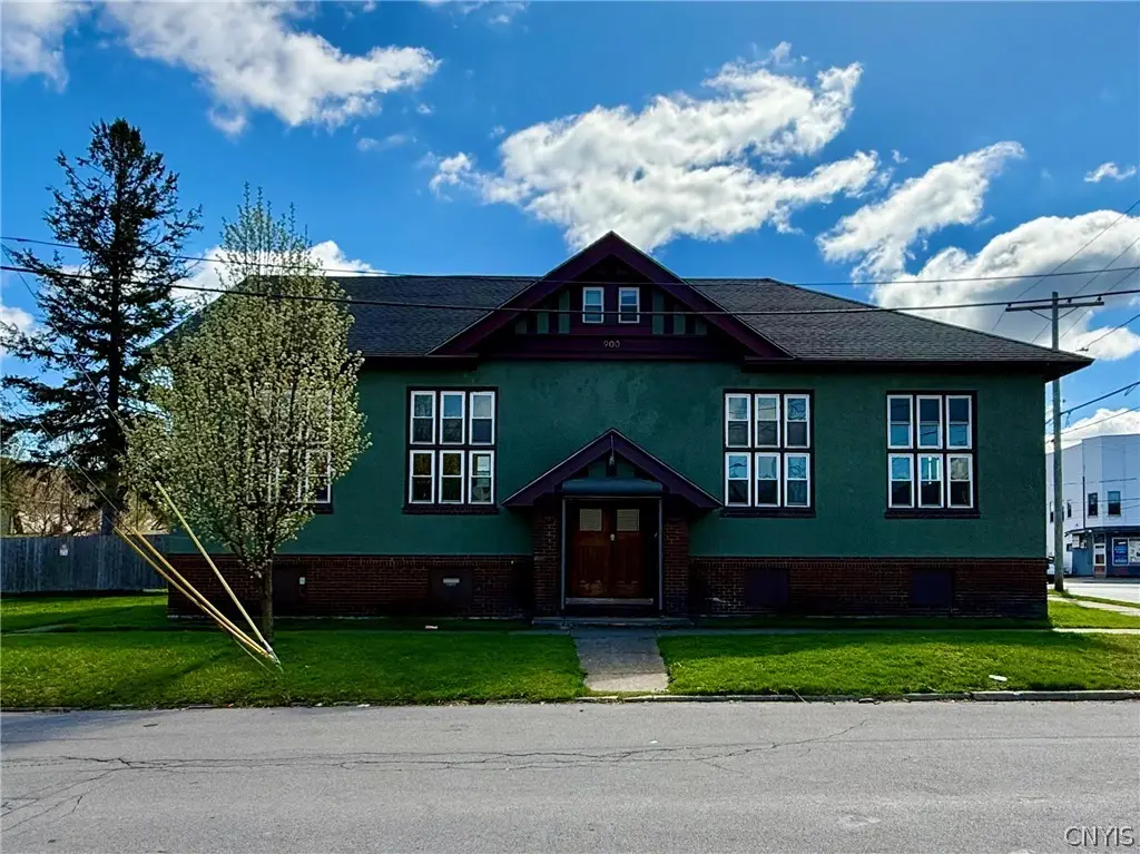 900 Lansing Street, Utica, NY 13501 - #1