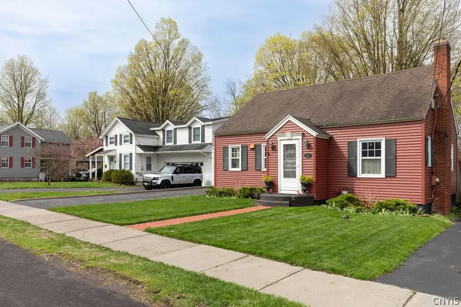 504 Walnut Street, Fayetteville, NY 13066 - #3