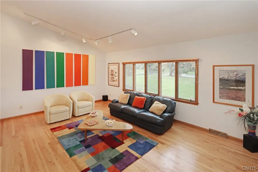 5002 Saddlebrook Drive, Fayetteville, NY 13066 - #2