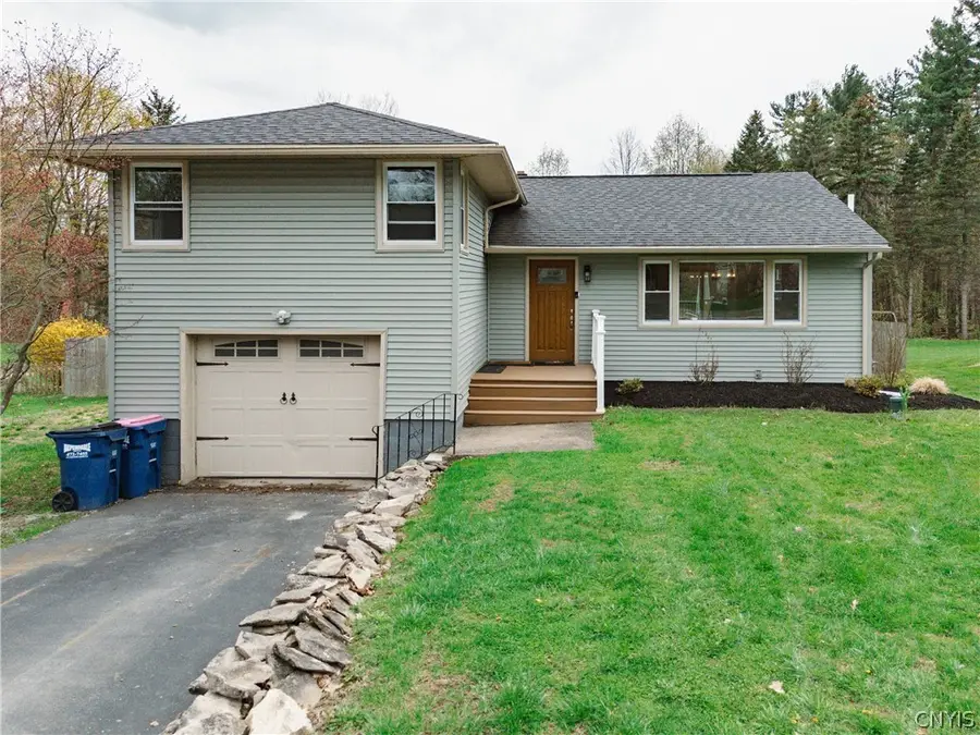 3666 Cold Springs Road, Baldwinsville, NY 13027 - #2