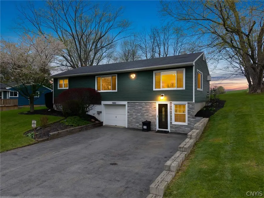 3275 Cottle Road, Weedsport, NY 13166 - #2