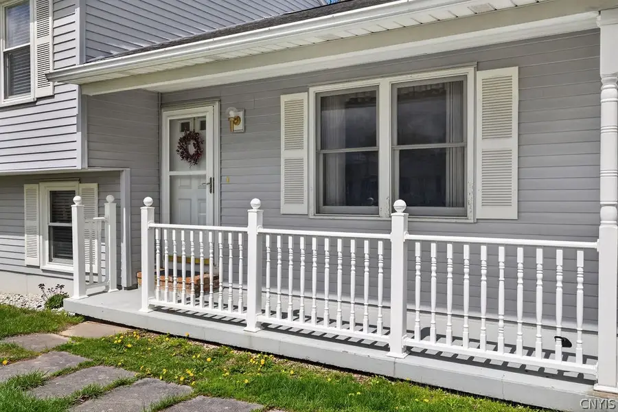 8441 Transit Lane, Baldwinsville, NY 13027 - #2