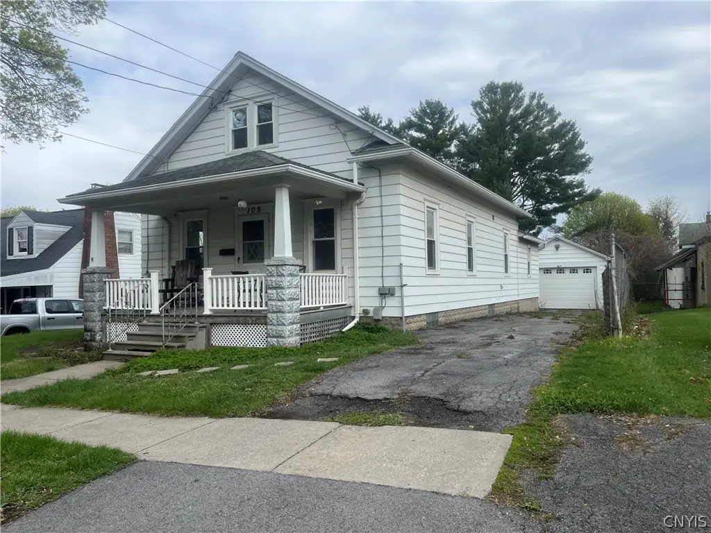 109 Perrine Street, Auburn, NY 13021 - #1