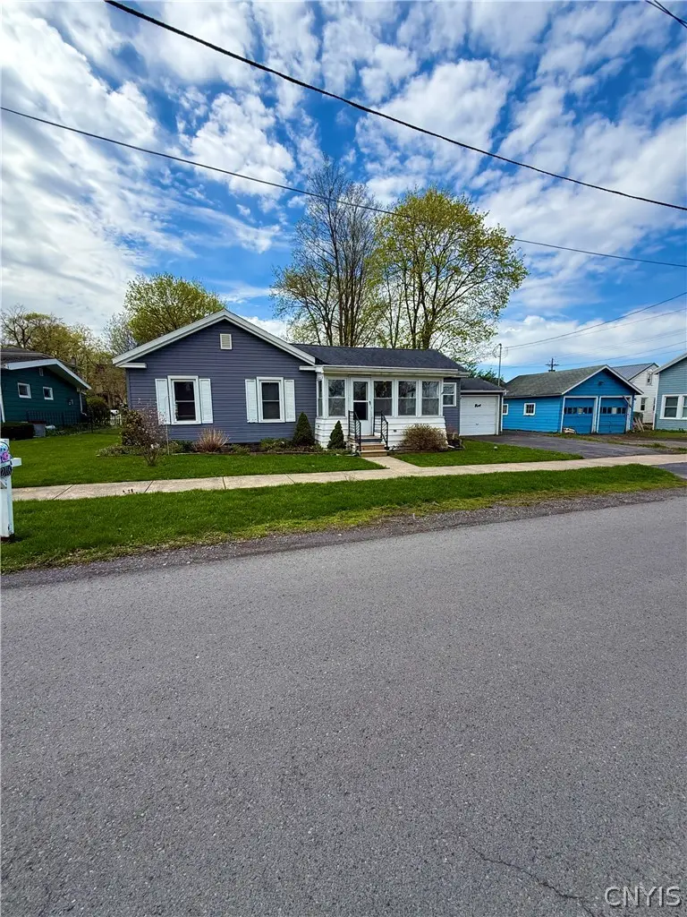 2716 Green Street, Weedsport, NY 13166 - #2