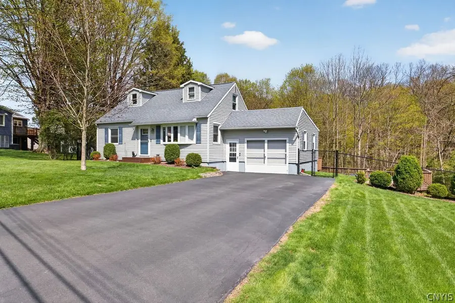 101 Broadmoor Drive, Camillus, NY 13031 - #2