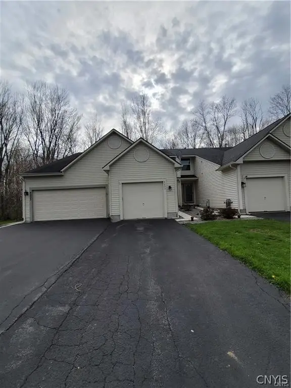 4233 Anguilla Drive, Liverpool, NY 13090 - #1