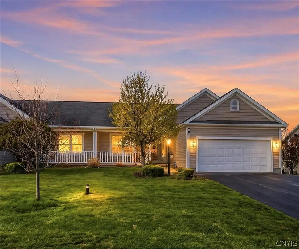 3778 Pegasus Circle, Syracuse, NY 13209 - #1