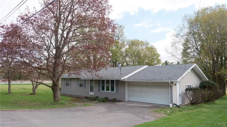2777 Mohawk Street, Sauquoit, NY 13456 - #2