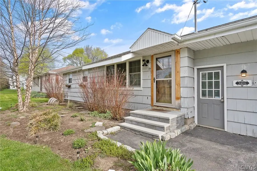 7275 Manlius Center Road, East Syracuse, NY 13057 - #2