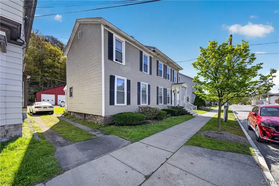 284 Genesee St, Chittenango, NY 13037 - #3