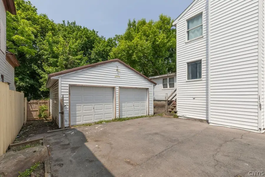 417 Kirkpatrick Street, Syracuse, NY 13208 - #3