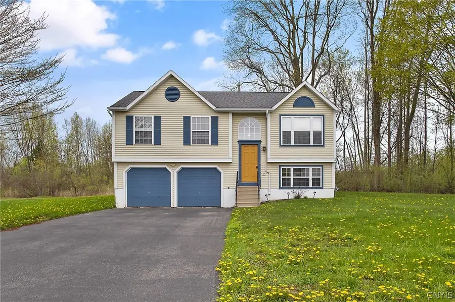 8644 Disraeli, Cicero, NY 13039 - #3