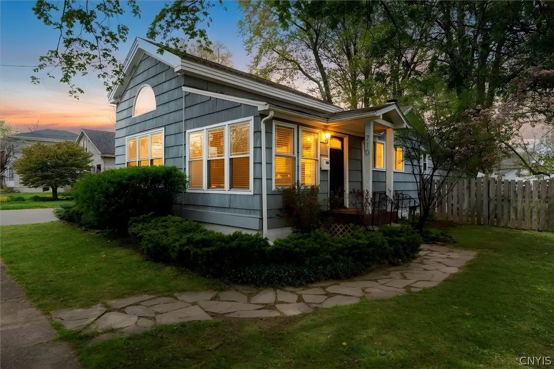710 Oswego Street, Liverpool, NY 13088 - #1