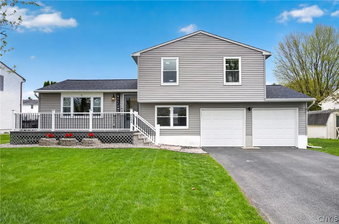 4084 Sweet Gum Ln, Liverpool, NY 13090 - #1