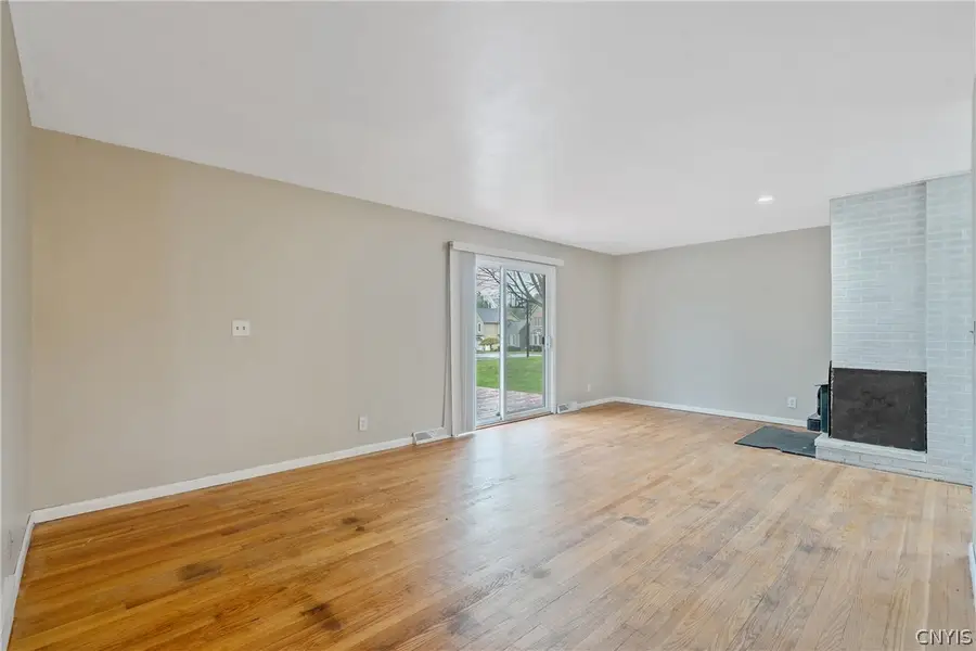 4662 Cleveland Road, Syracuse, NY 13215 - #3