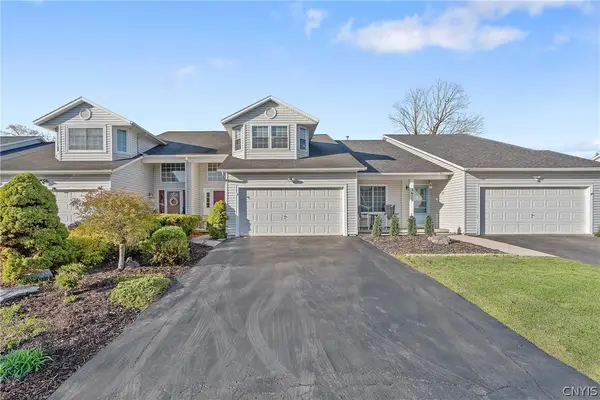 3677 Black Brant Drive, Liverpool, NY 13090