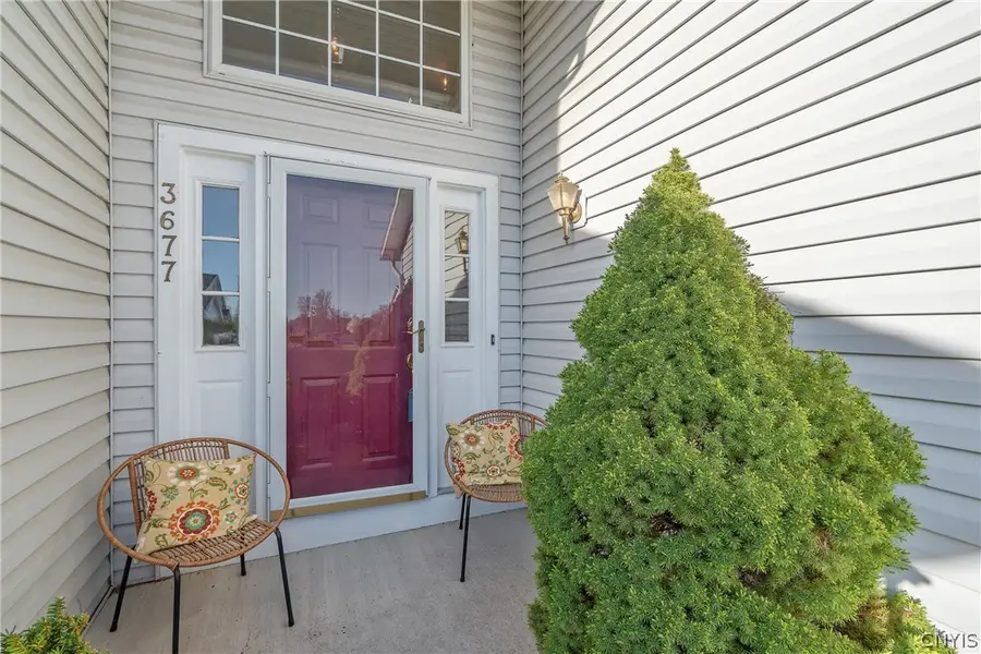 3677 Black Brant Drive, Liverpool, NY 13090 - #3